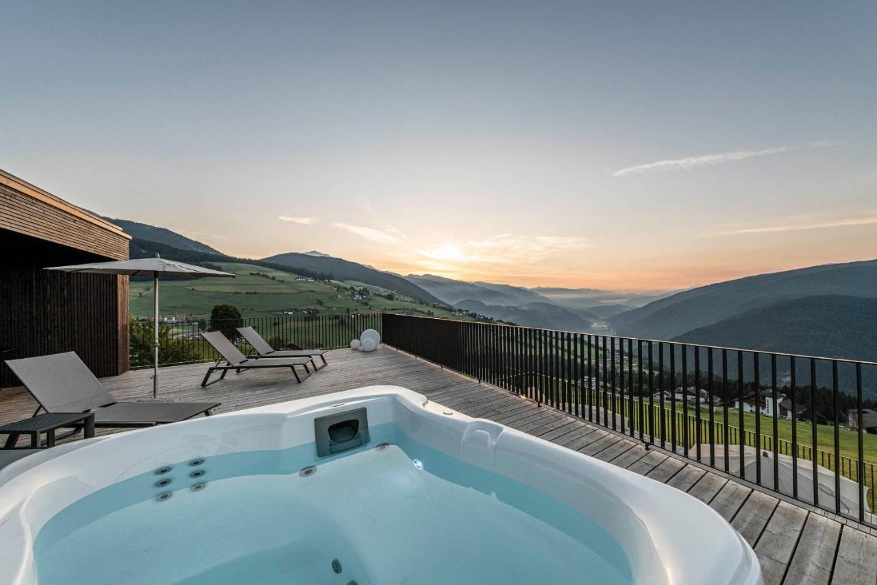 Aparthotel Panorama Living Dolomites Maranza Eksteriør billede